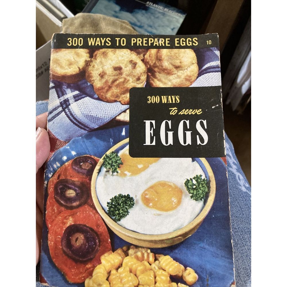 Culinary Arts Institute 300 Ways to Serve Eggs Cookbook 1949 PB Vintage‎
